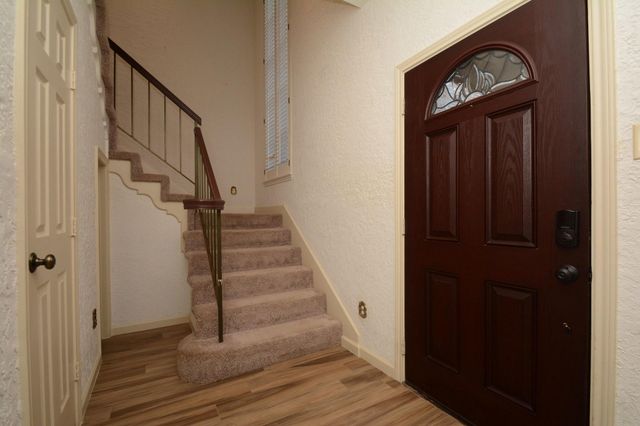 425 E Fair Harbor Lane, Houston, TX 77079