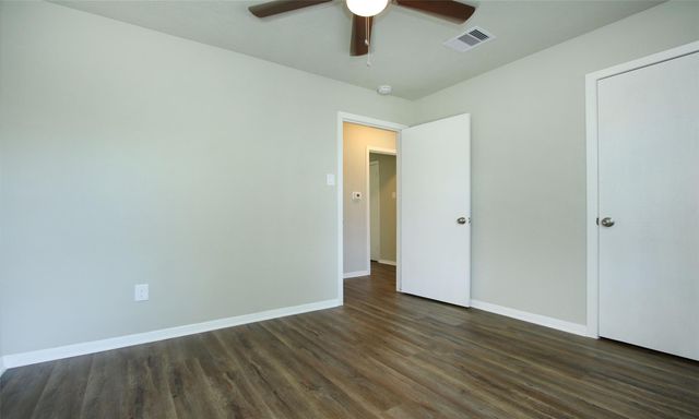 6326 Guadalupe Street, Houston, TX 77016