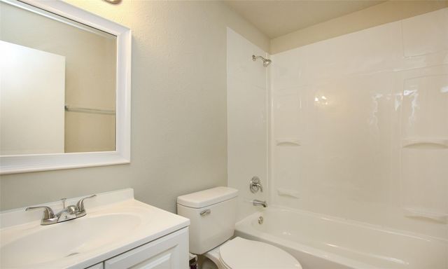 6326 Guadalupe Street, Houston, TX 77016