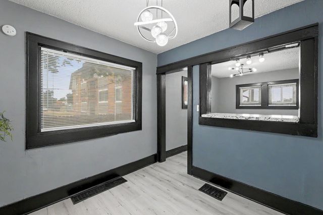 208 N Kansas, Wichita, KS 67214