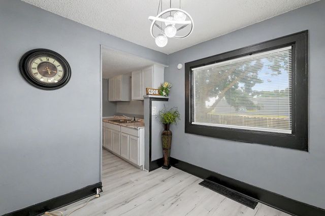 208 N Kansas, Wichita, KS 67214