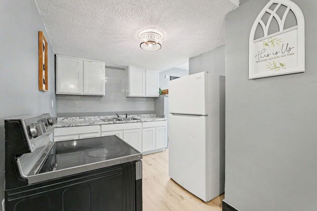 208 N Kansas, Wichita, KS 67214