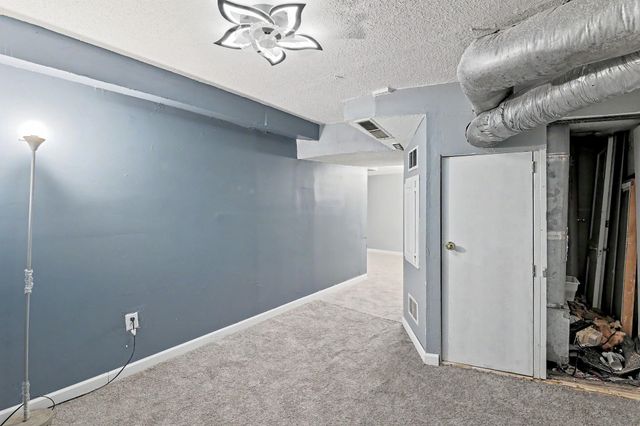 208 N Kansas, Wichita, KS 67214