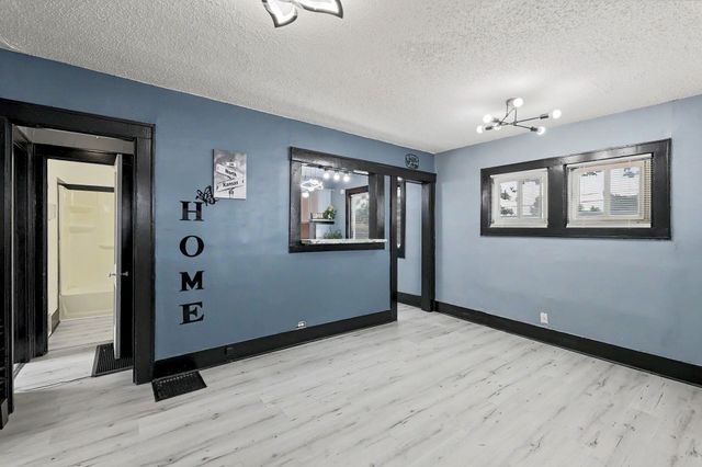 208 N Kansas, Wichita, KS 67214
