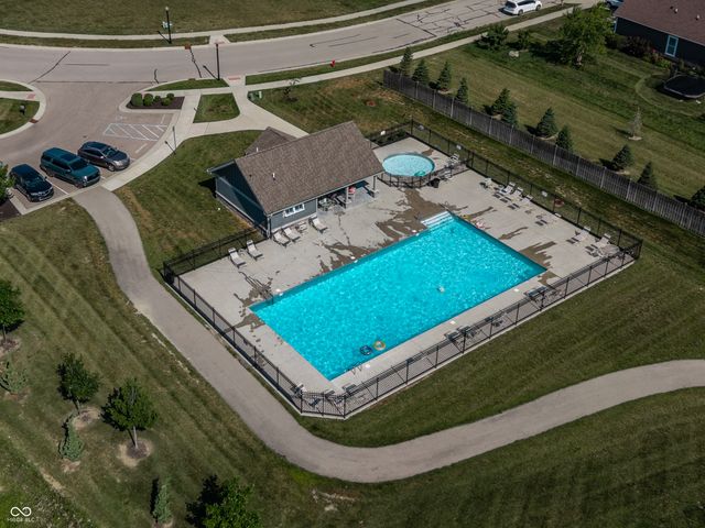 18009 Sunbrook Way, Westfield, IN 46074
