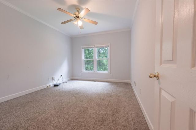 1073 Towne Lake Hills E, Woodstock, GA 30189