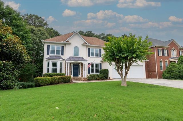 1073 Towne Lake Hills E, Woodstock, GA 30189