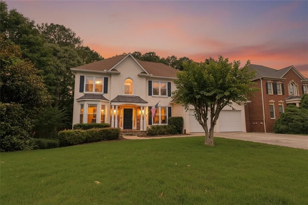 1073 Towne Lake Hills E, Woodstock, GA 30189