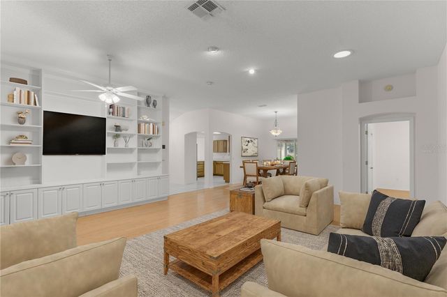 1232 CABELLA CIRCLE, The Villages, FL 32159