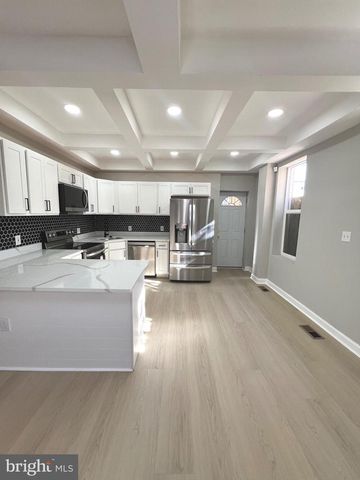 901 N LUZERNE AVE, Baltimore, MD 21205