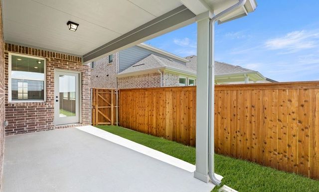 14213 Gallatin Street, Pilot Point, TX 76258