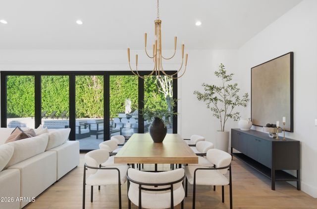 4825 N 70TH Street, Scottsdale, AZ 85251