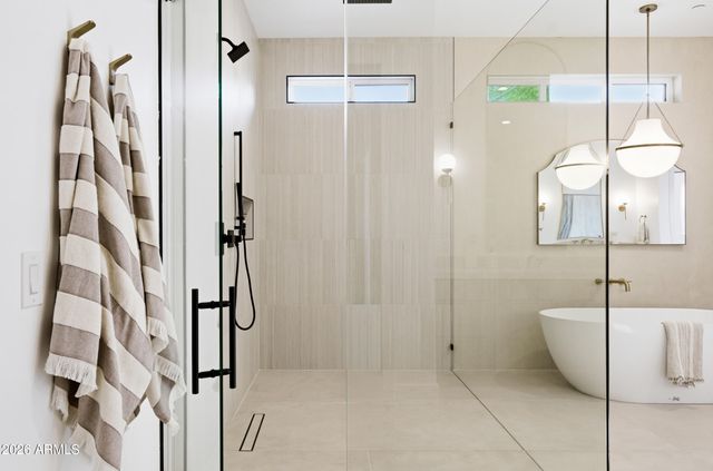 4825 N 70TH Street, Scottsdale, AZ 85251