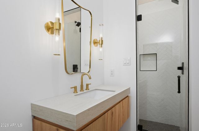 4825 N 70TH Street, Scottsdale, AZ 85251