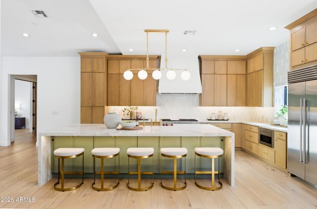 4825 N 70TH Street, Scottsdale, AZ 85251