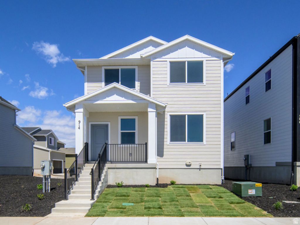 Image 1 of property listing at 914 W 1600 S #135, Clearfield, UT 84015