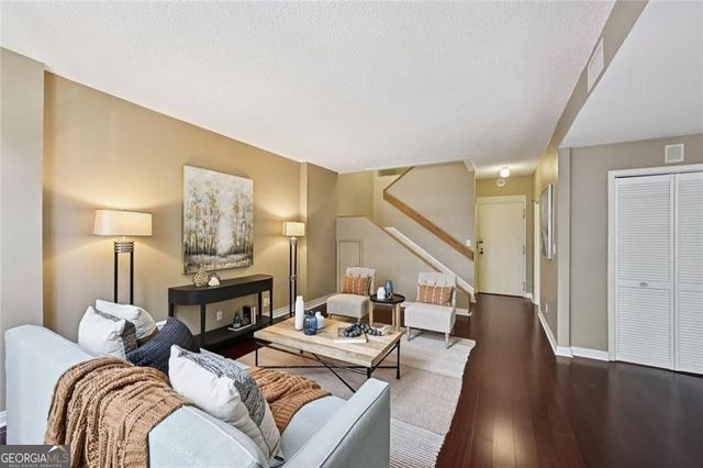 145 15th Street NE 204, Atlanta, GA 30309