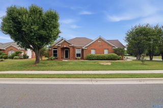 114 Parkside Drive, Madison, AL 35758