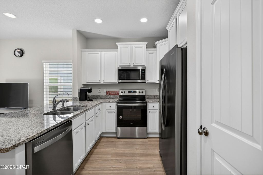 Image 5 of property listing at 7660 Shadow Lake Drive, Panama City Beach, FL 32407