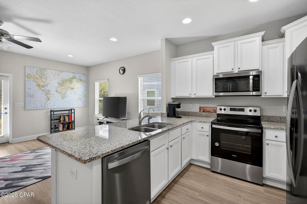 Image 6 of property listing at 7660 Shadow Lake Drive, Panama City Beach, FL 32407