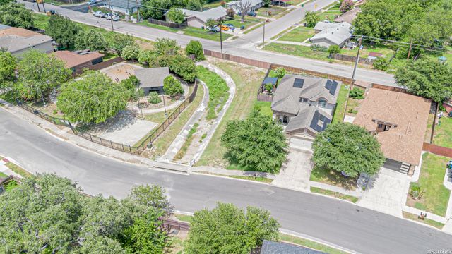6838 Sabine Pass, San Antonio, TX 78242