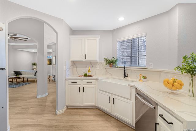 6838 Sabine Pass, San Antonio, TX 78242