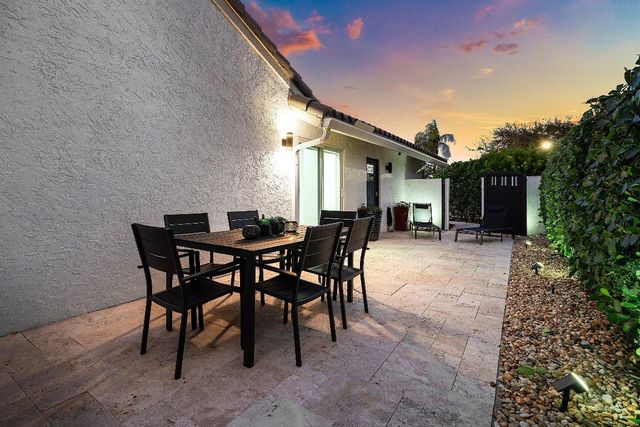 2105 NW 12th Street, Delray Beach, FL 33445