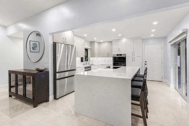 2105 NW 12th Street, Delray Beach, FL 33445