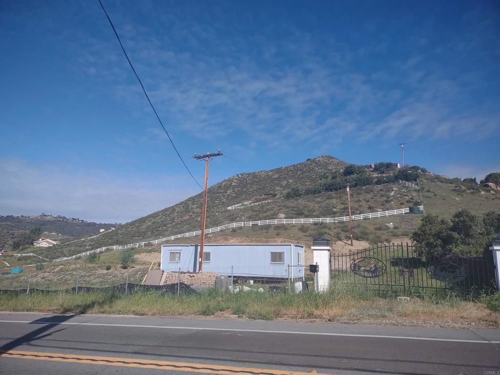 Image 1 of property listing at 5352 Dehesa Rd, El Cajon, CA 92019