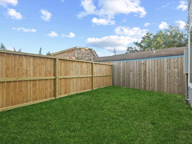 6024 Tc Jester Boulevard, Houston, TX 77091