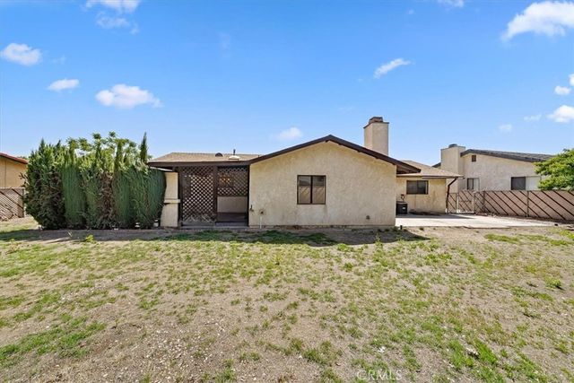 13100 Rain Shadow Road, Victorville, CA 92395