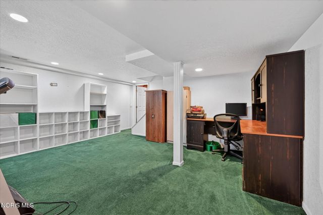 6549 Millbrook Road, Maumee, OH 43537