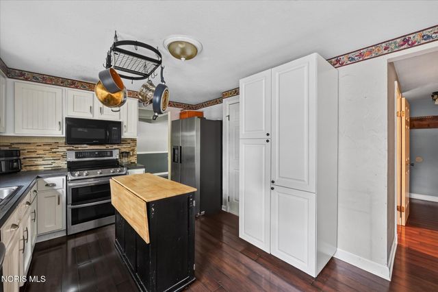 6549 Millbrook Road, Maumee, OH 43537