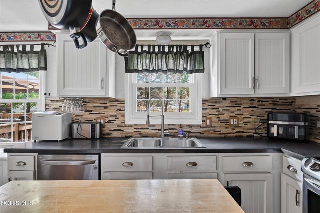 6549 Millbrook Road, Maumee, OH 43537