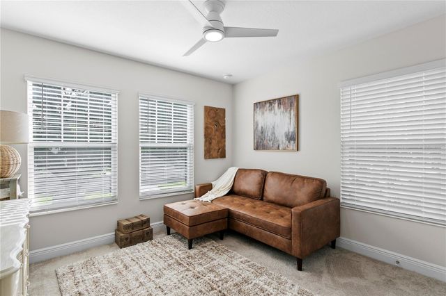 2501 17TH STREET N, St Petersburg, FL 33713