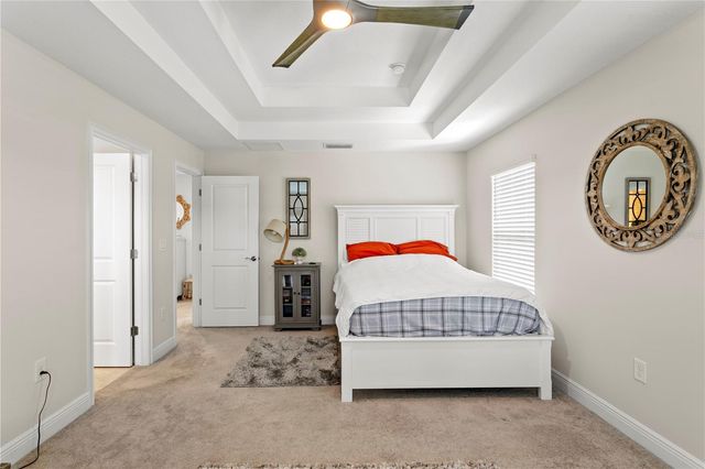 2501 17TH STREET N, St Petersburg, FL 33713