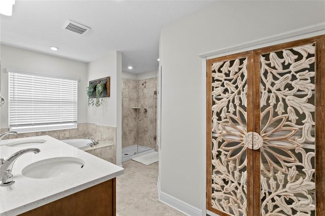 2501 17TH STREET N, St Petersburg, FL 33713