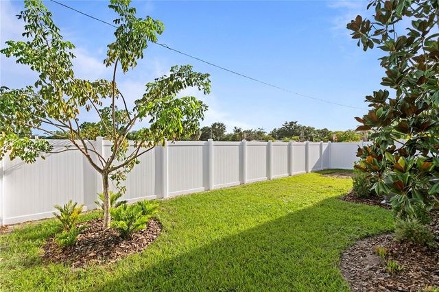 2501 17TH STREET N, St Petersburg, FL 33713