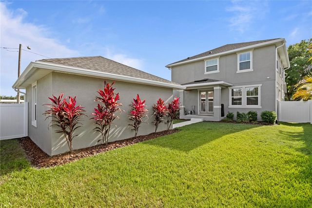 2501 17TH STREET N, St Petersburg, FL 33713