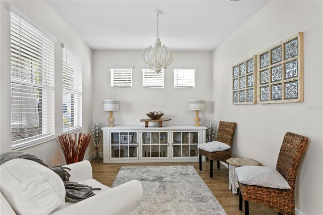 2501 17TH STREET N, St Petersburg, FL 33713