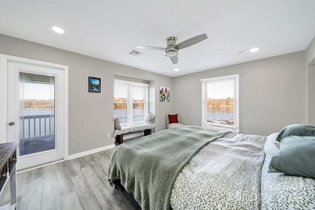 7340 Lakefront Drive 12, Charlotte, NC 28278