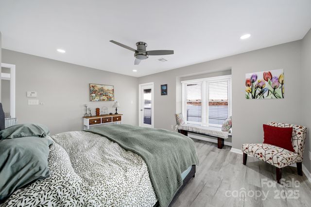 7340 Lakefront Drive 12, Charlotte, NC 28278