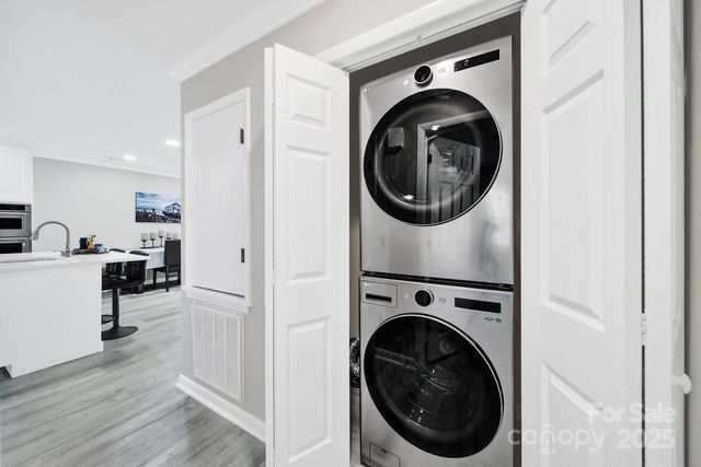 7340 Lakefront Drive 12, Charlotte, NC 28278