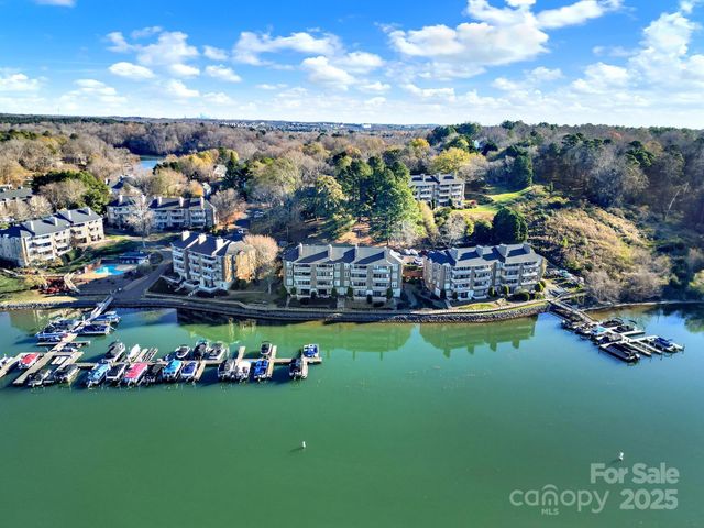 7340 Lakefront Drive 12, Charlotte, NC 28278