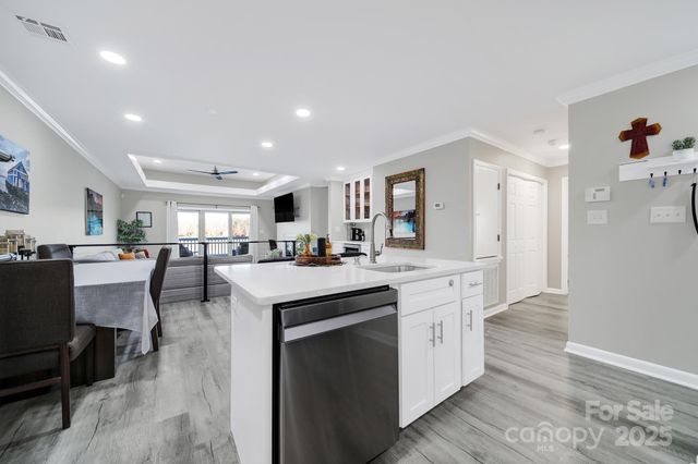 7340 Lakefront Drive 12, Charlotte, NC 28278