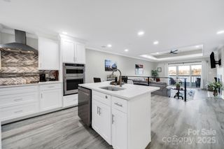 7340 Lakefront Drive 12, Charlotte, NC 28278