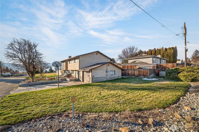 2149 NE 1st Street, East Wenatchee, WA 98802