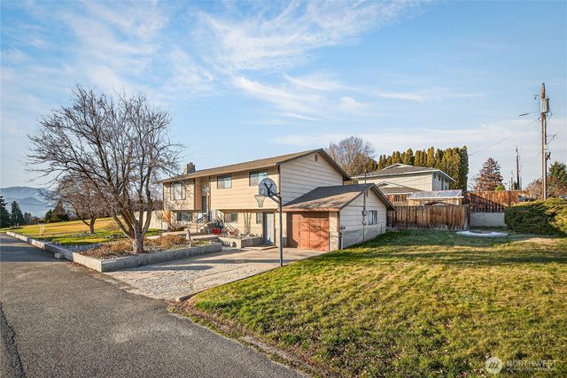 2149 NE 1st Street, East Wenatchee, WA 98802