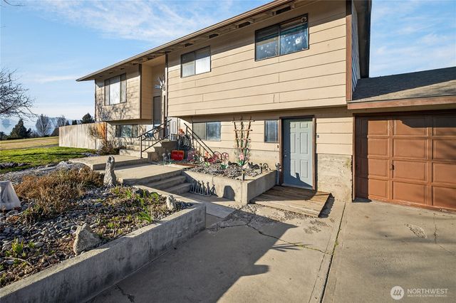 2149 NE 1st Street, East Wenatchee, WA 98802