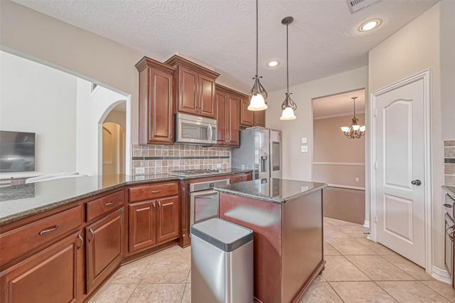 17827 Circular Quay Lane, Cypress, TX 77429